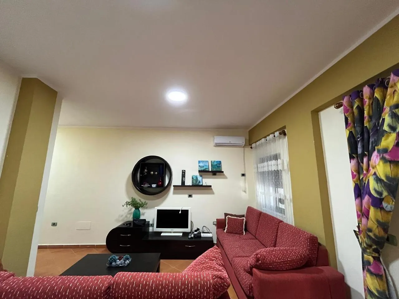 Sea View Studio Apartment, Golem, Mali I Robit Lägenhet